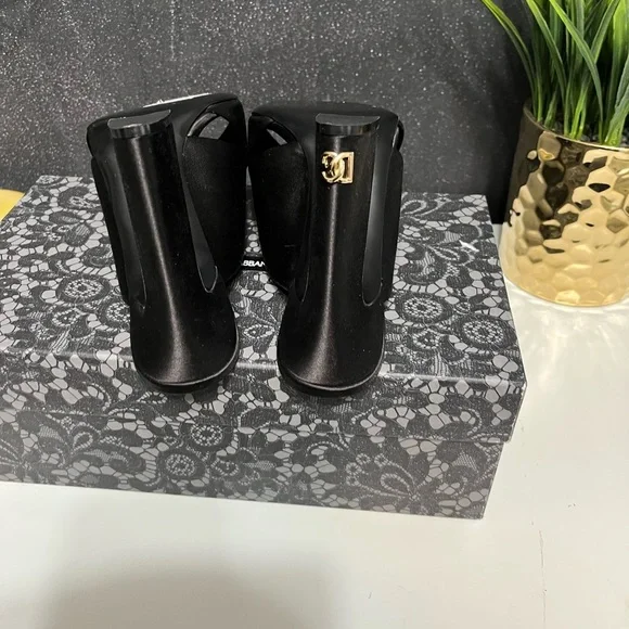 🔥🔥Dolce gabbana ciabetta tacco raso black Keira geometricoe🔥🔥 - Picture 4 of 7